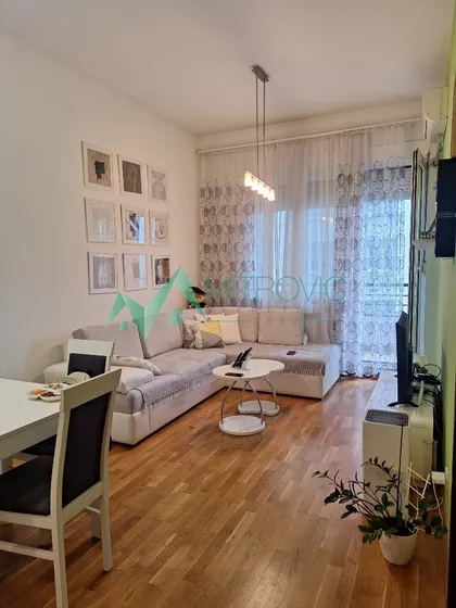 Bulevar Oslobođenja | 4zida.rs