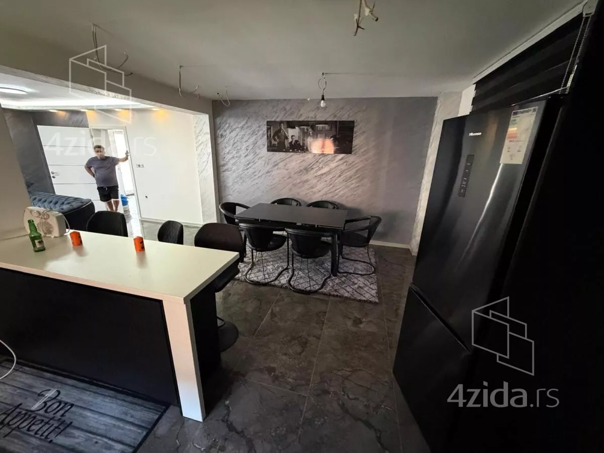 Kuća | 4zida