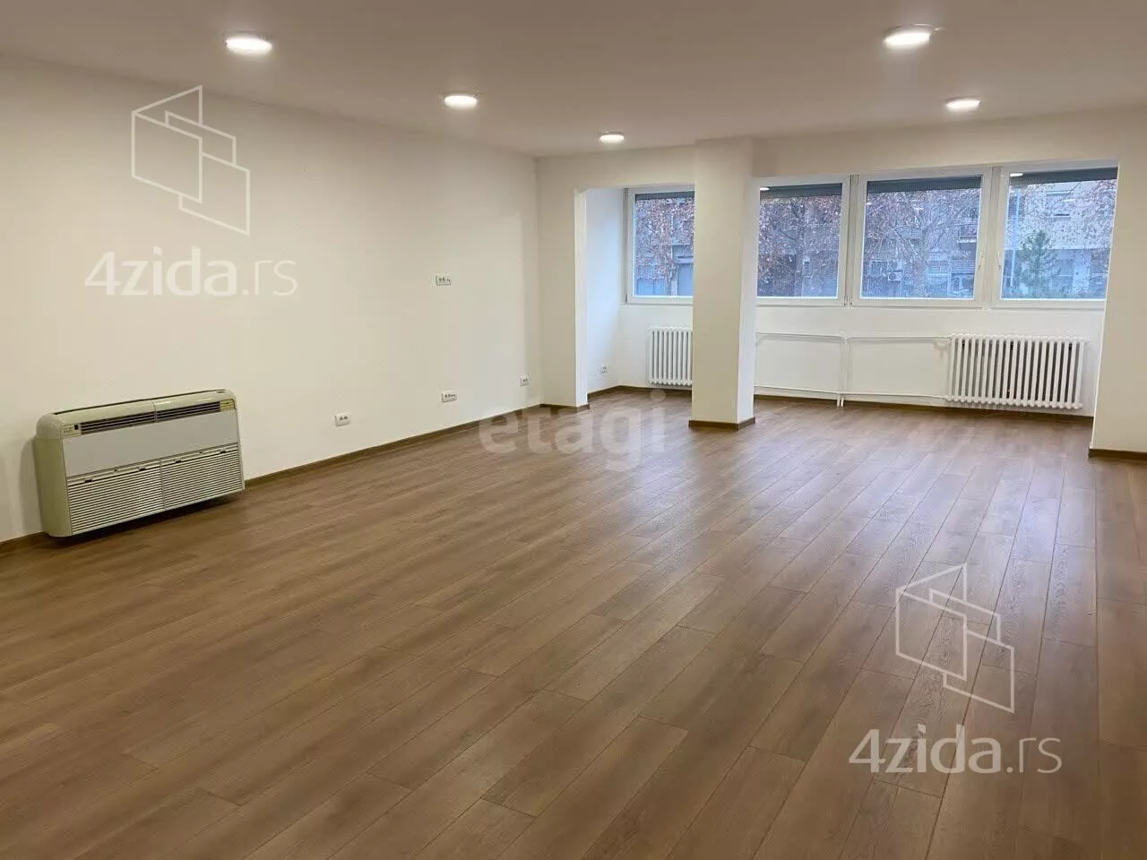 Petosoban stan | 4zida