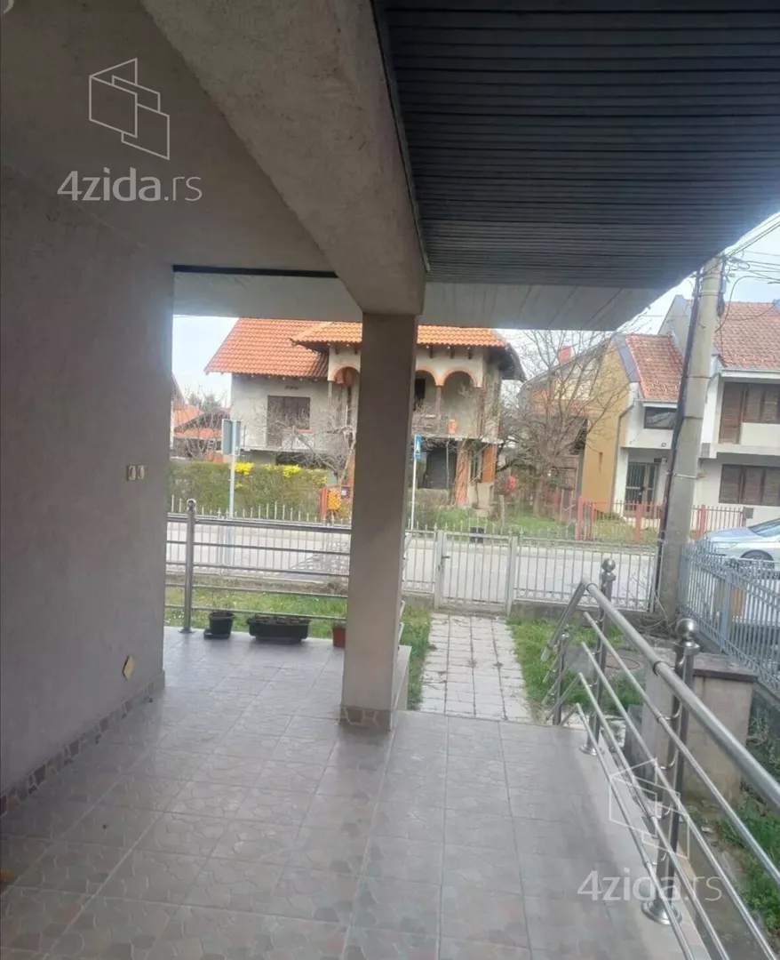 3-etažna kuća | 4zida