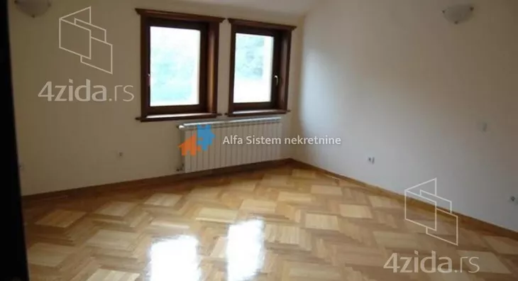 Šestosoban stan | 4zida