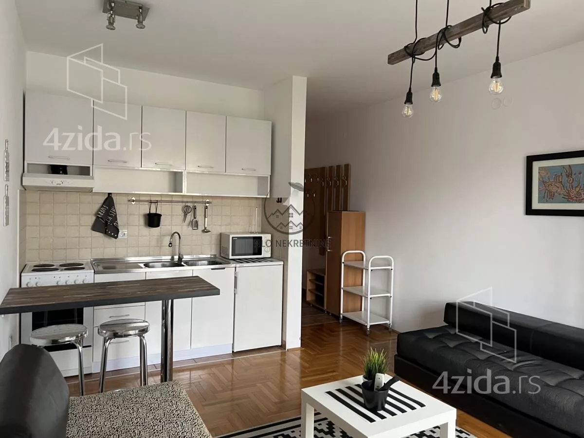 Garsonjera | 4zida