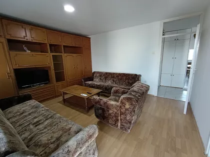 Bulevar Cara Lazara | 4zida.rs