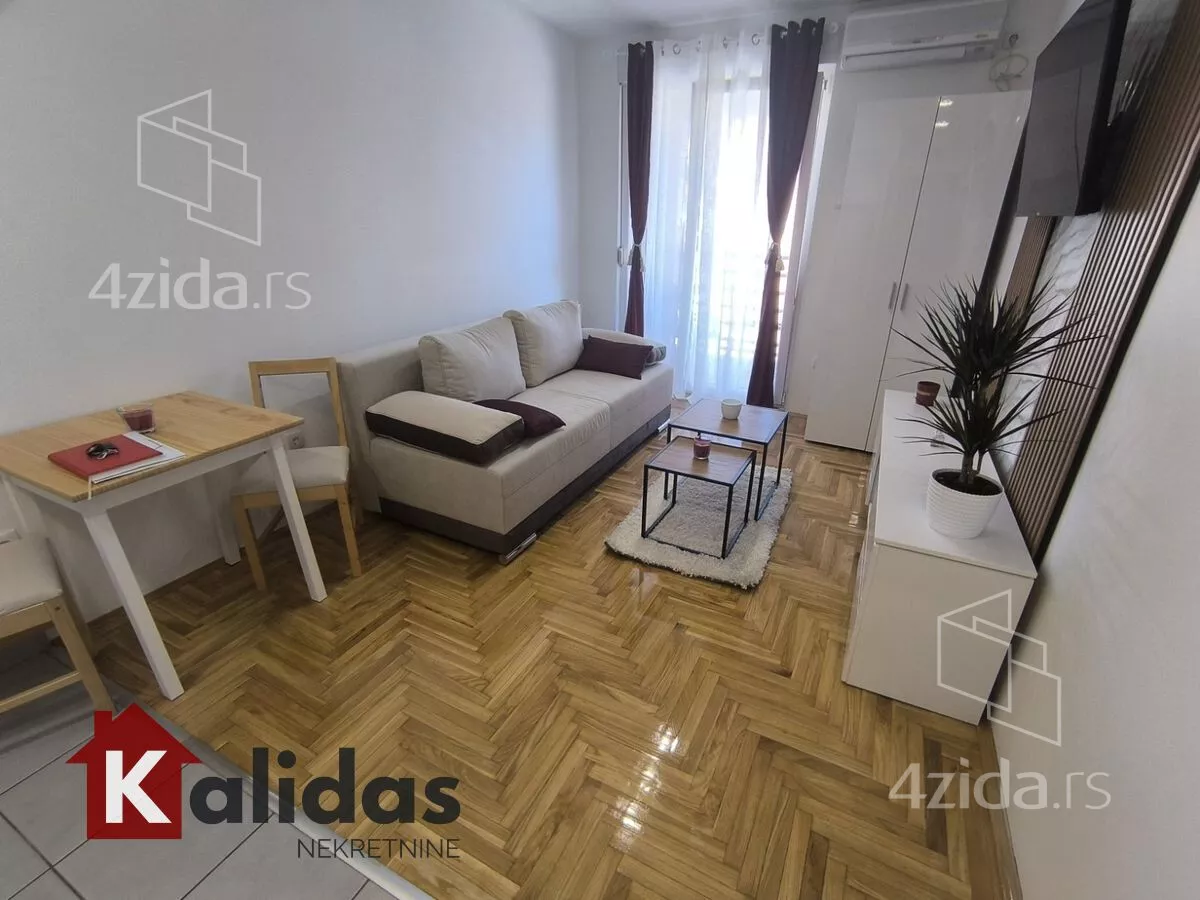 Garsonjera | 4zida
