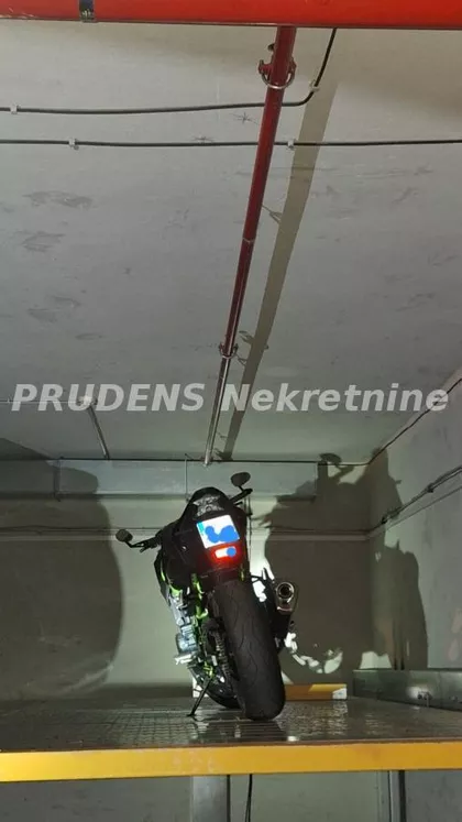 Crveni Krst Vračar | 4zida.rs