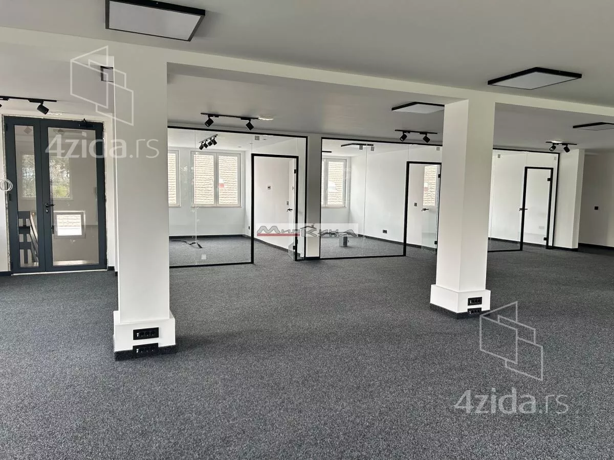 Poslovni prostor | 4zida