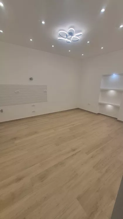 Komnen Barjaktara | 4zida.rs