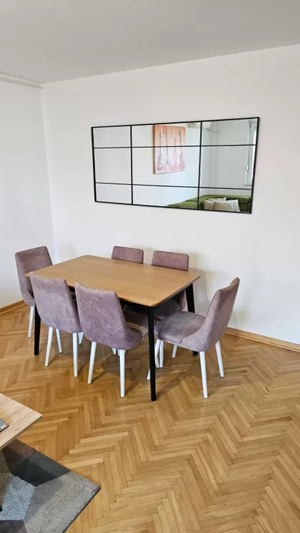 Crveni Krst Vračar | 4zida.rs