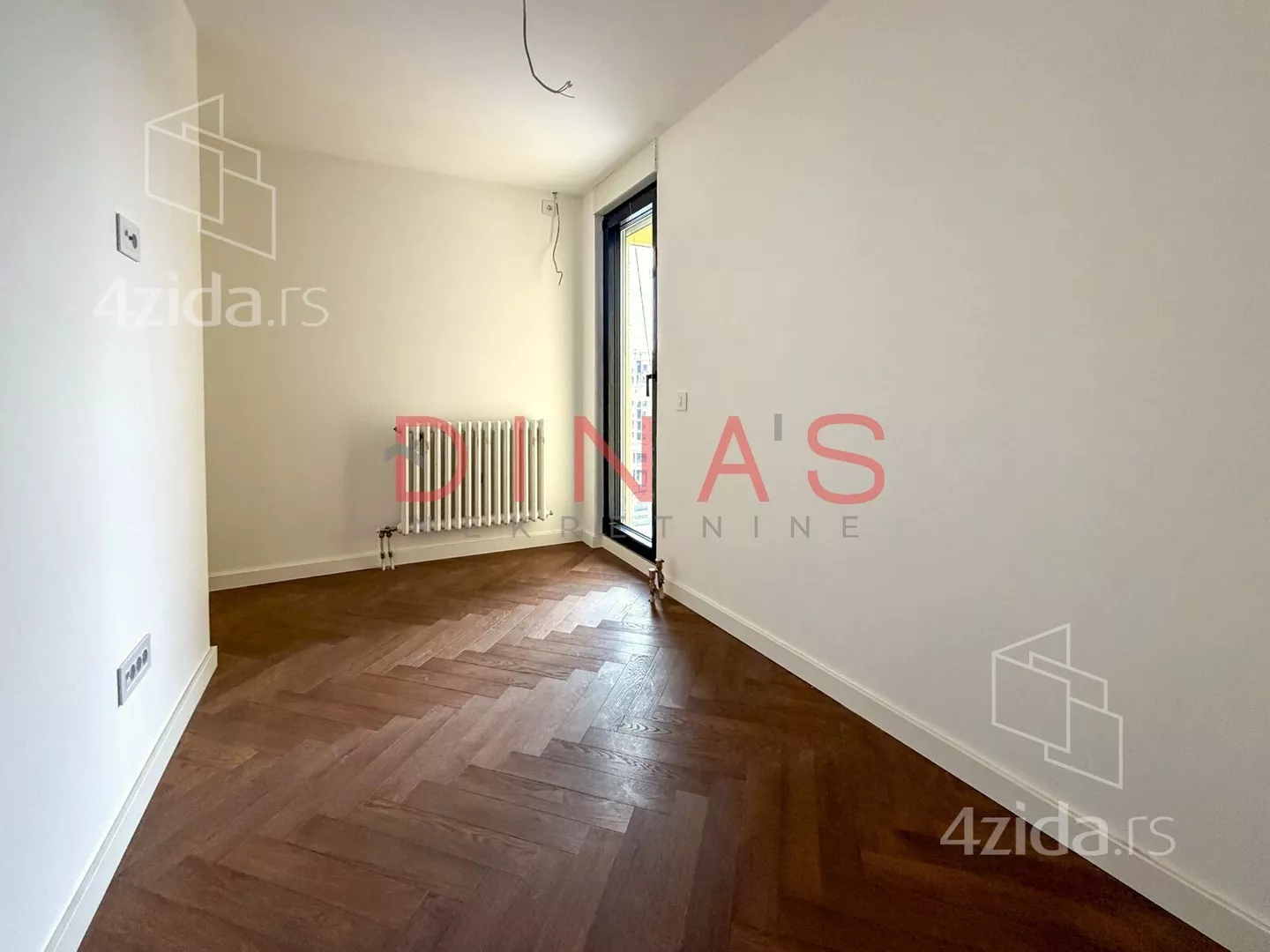 Petosoban stan | 4zida