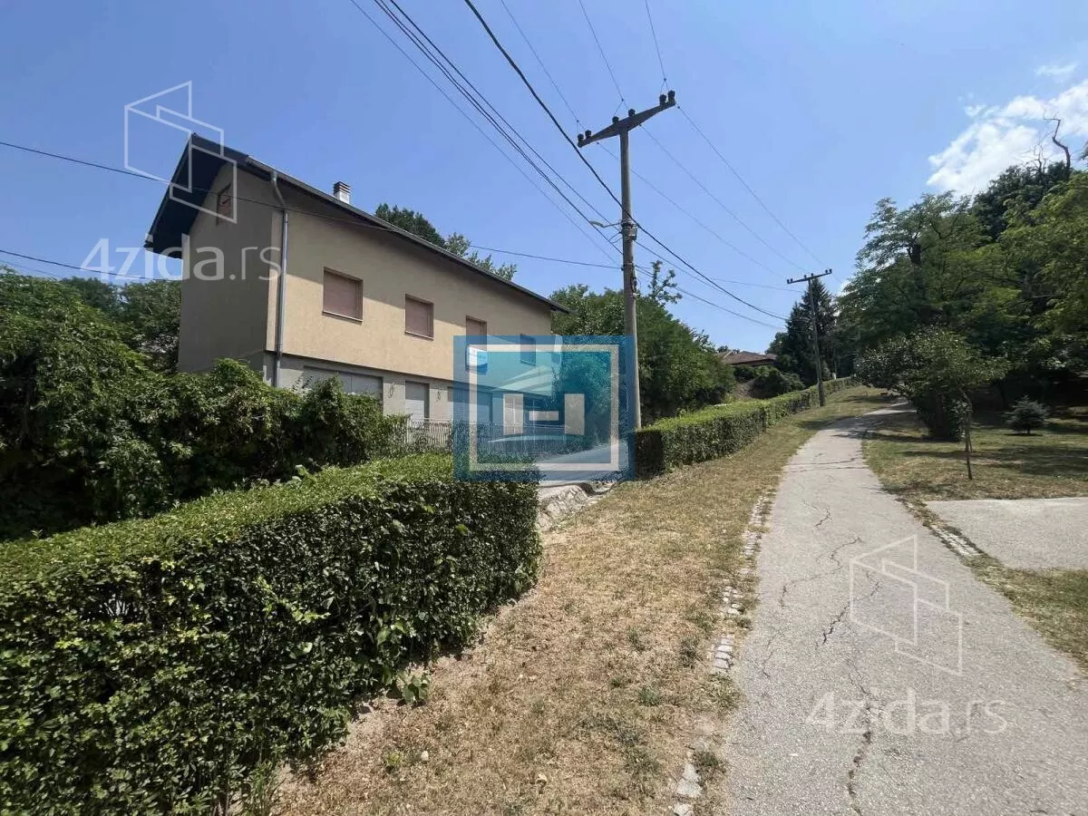 Kuća | 4zida