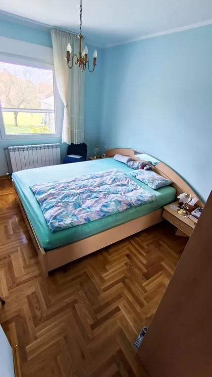 Sremčica | 4zida.rs
