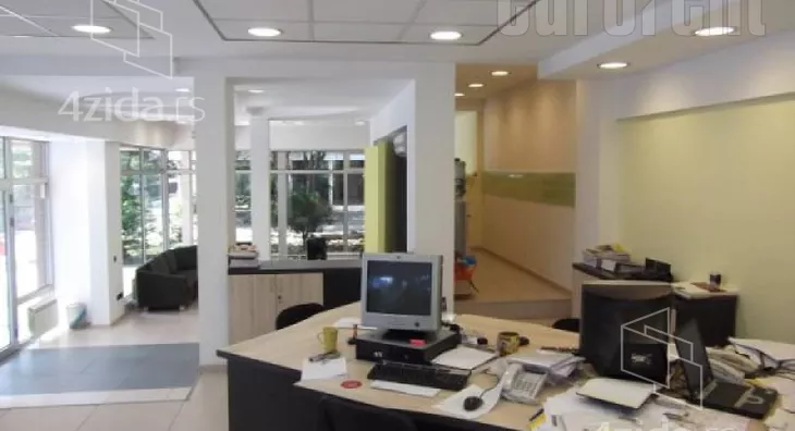 Poslovni prostor | 4zida