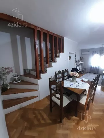 3-etažna kuća | 4zida