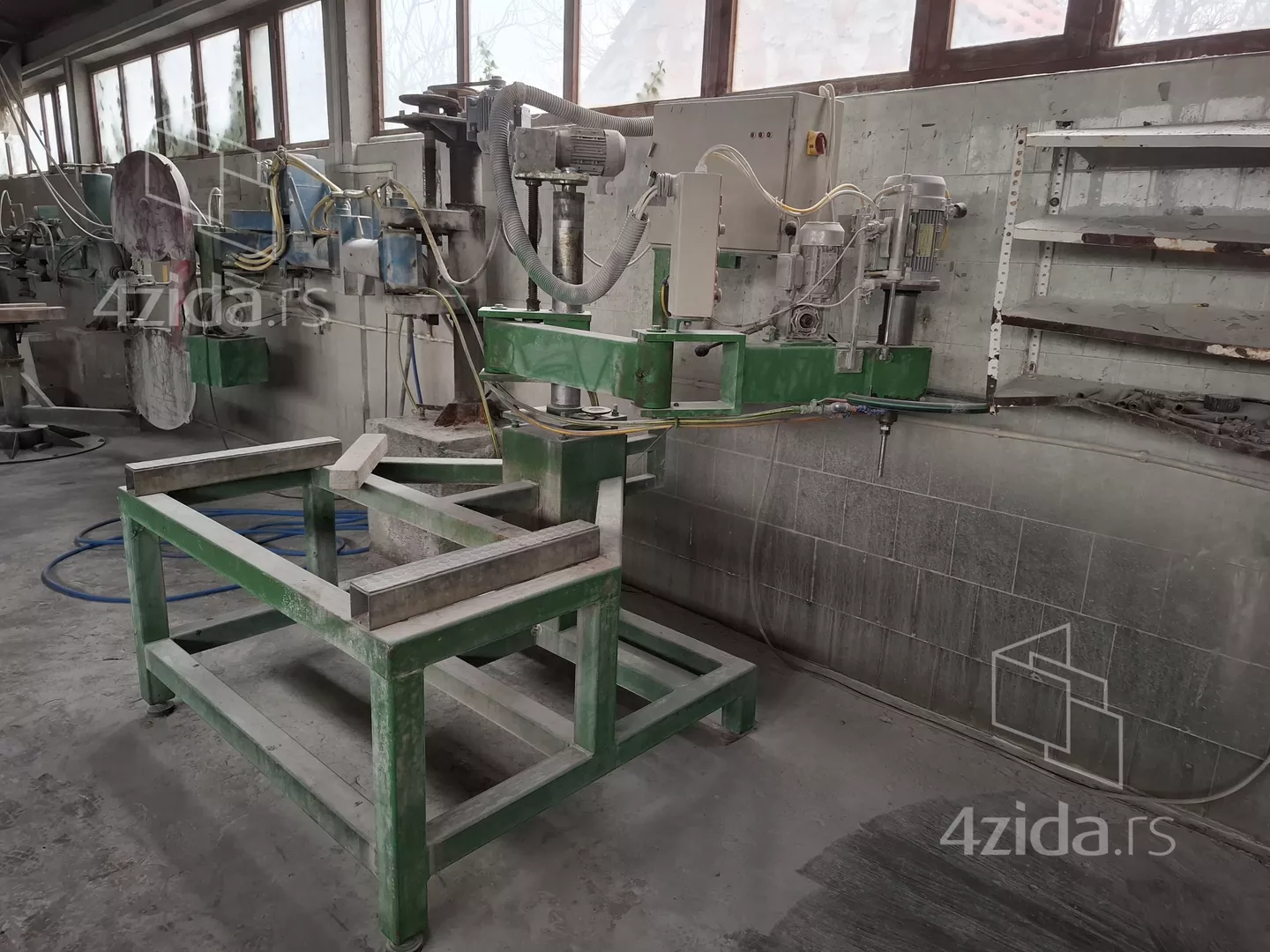 Proizvodni pogon | 4zida