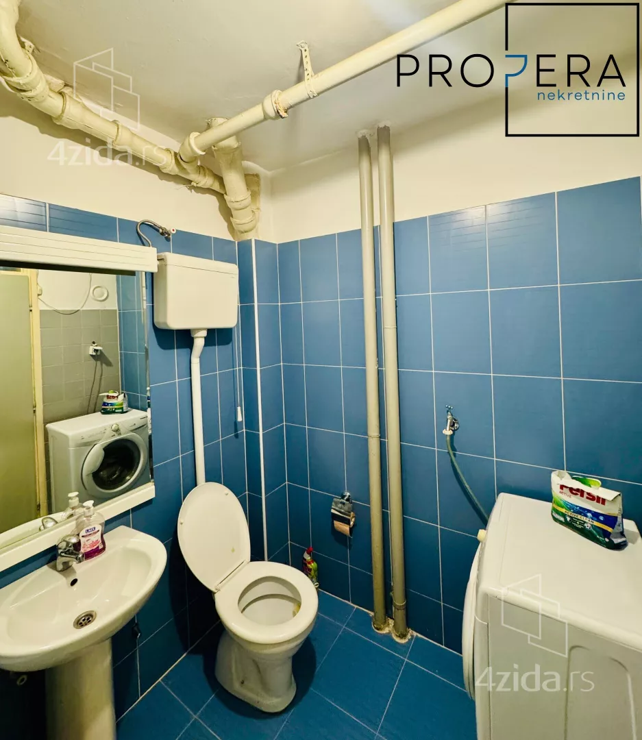 Četvoroiposoban stan | 4zida