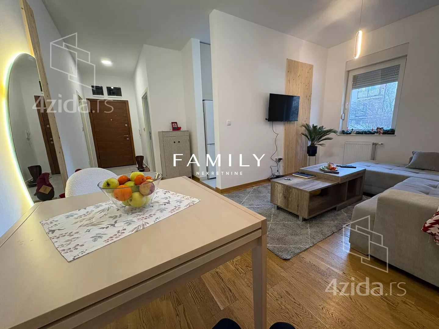 Jednoiposoban stan | 4zida