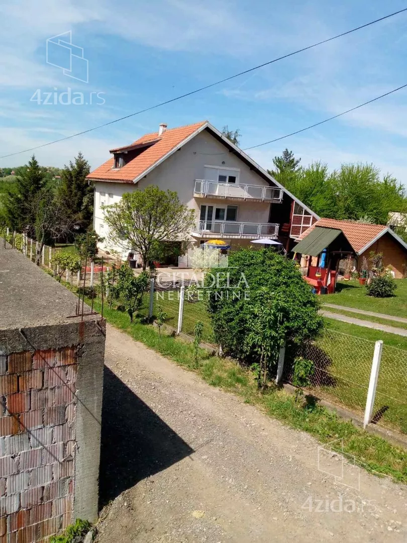 Kuća | 4zida