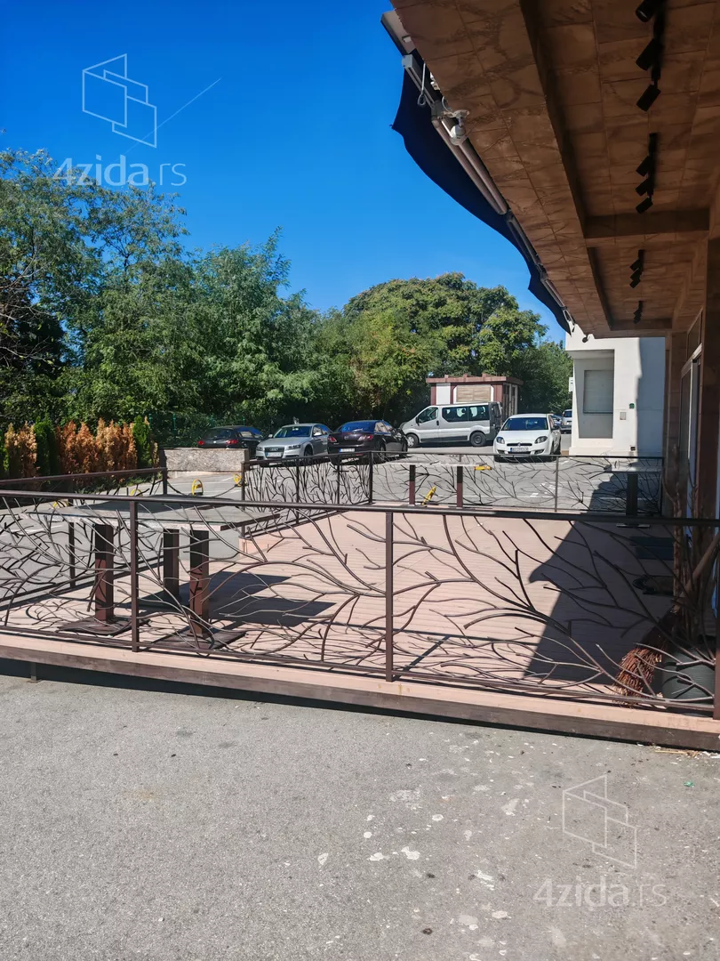 Ugostiteljski objekat | 4zida