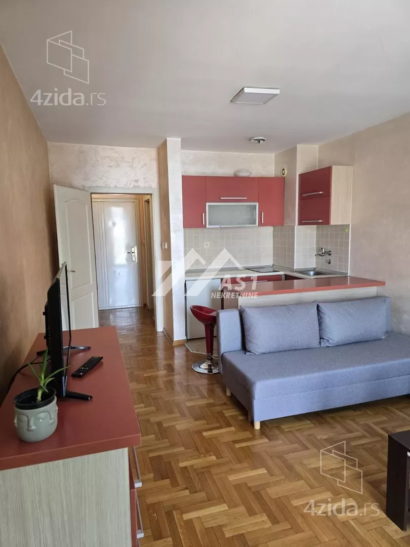 Garsonjera | 4zida