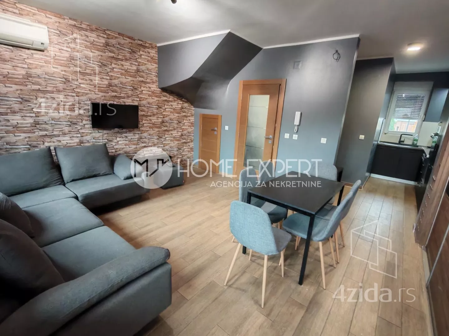 Četvorosoban stan | 4zida