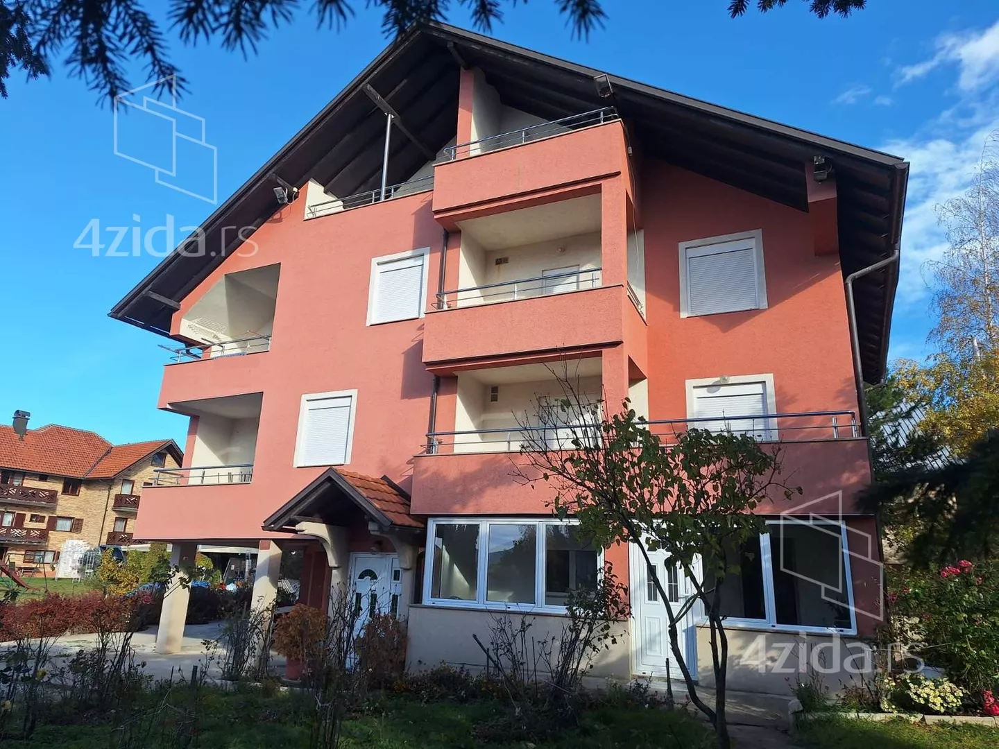 4-etažna kuća | 4zida