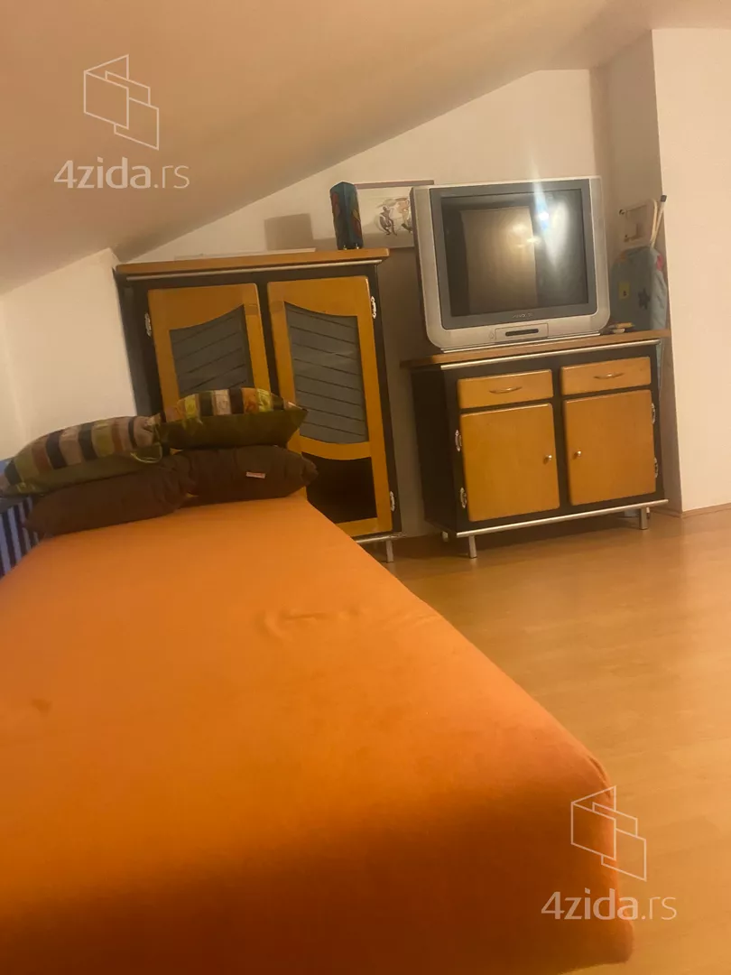 Garsonjera | 4zida