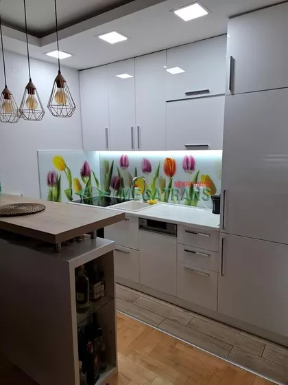 Heroja Pinkija | 4zida.rs