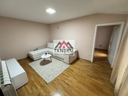 Apelovac | 4zida.rs