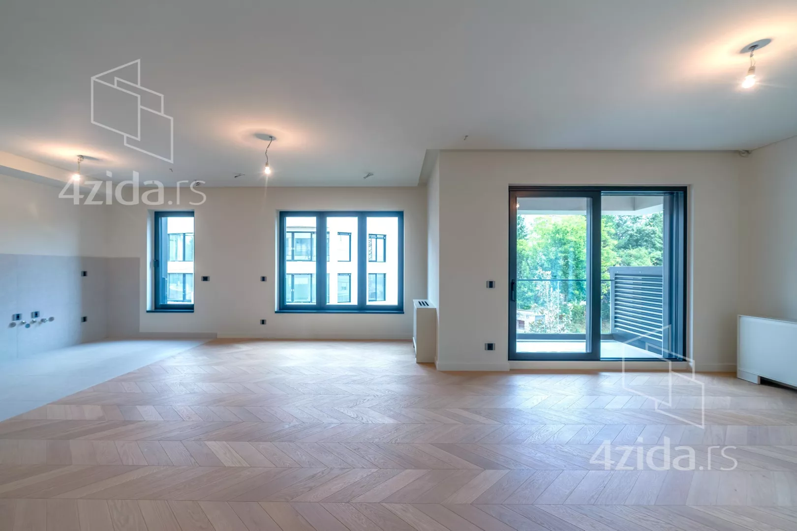 Četvorosoban stan | 4zida