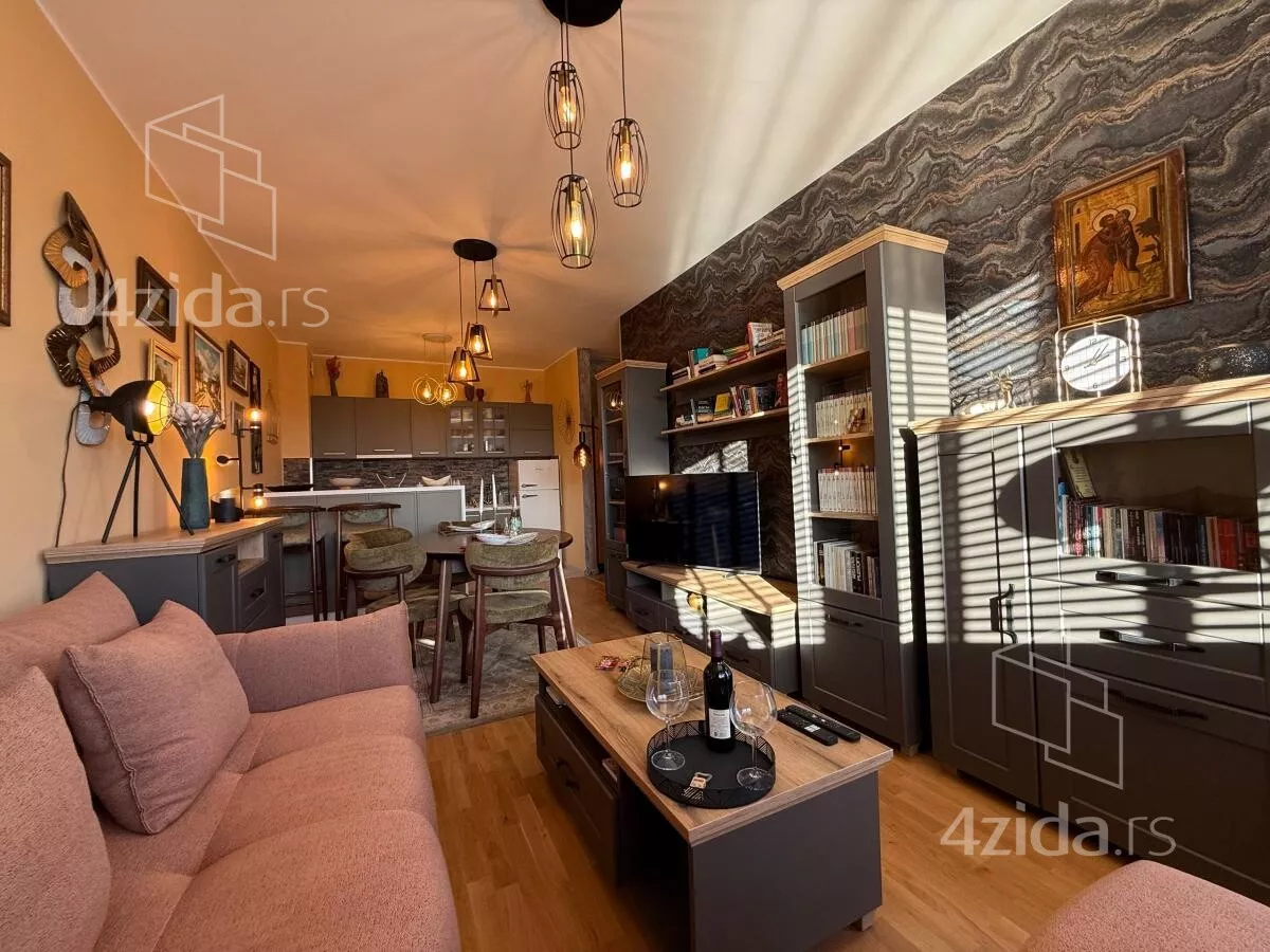 Dvoiposoban stan | 4zida