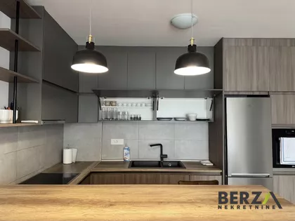 Bulevar Patrijarha Pavla (Somborski Bulevar) | 4zida.rs