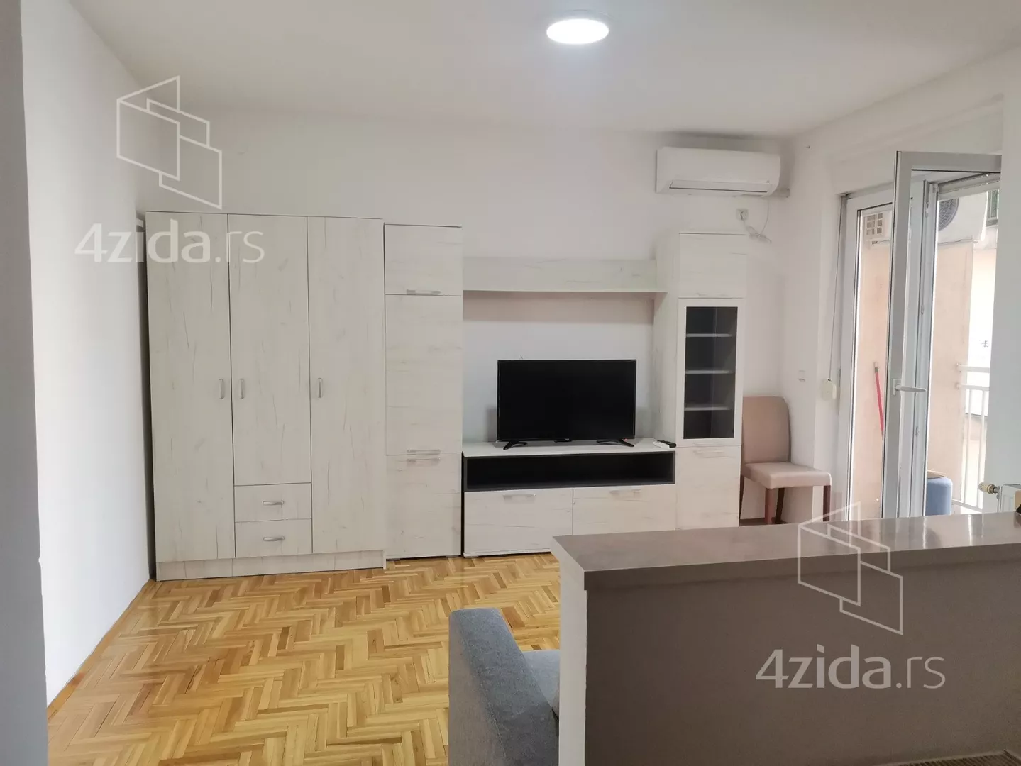 Garsonjera | 4zida
