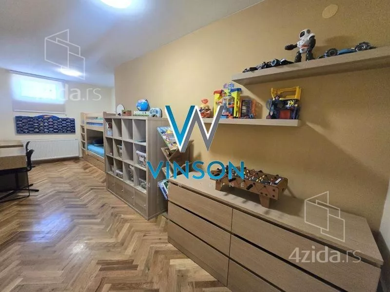 Troiposoban stan | 4zida