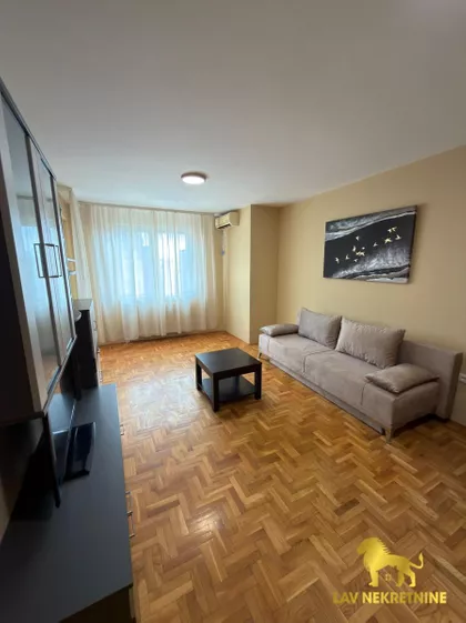 BULEVAR EVROPE | 4zida.rs