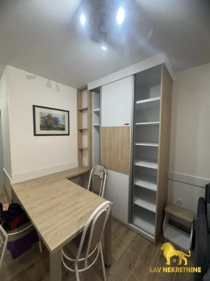 GUNDULIĆEVA | 4zida.rs