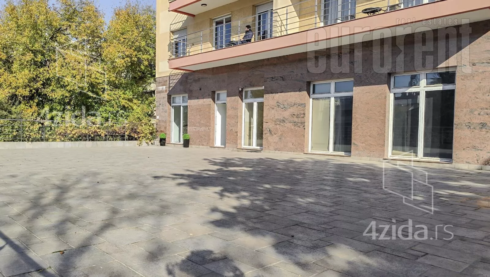 Poslovni prostor | 4zida