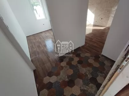 Zdravke Vučković | 4zida.rs