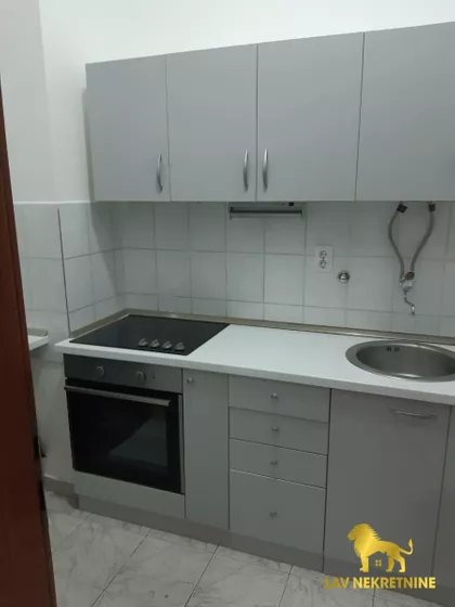 DANILA KIŠA | 4zida.rs