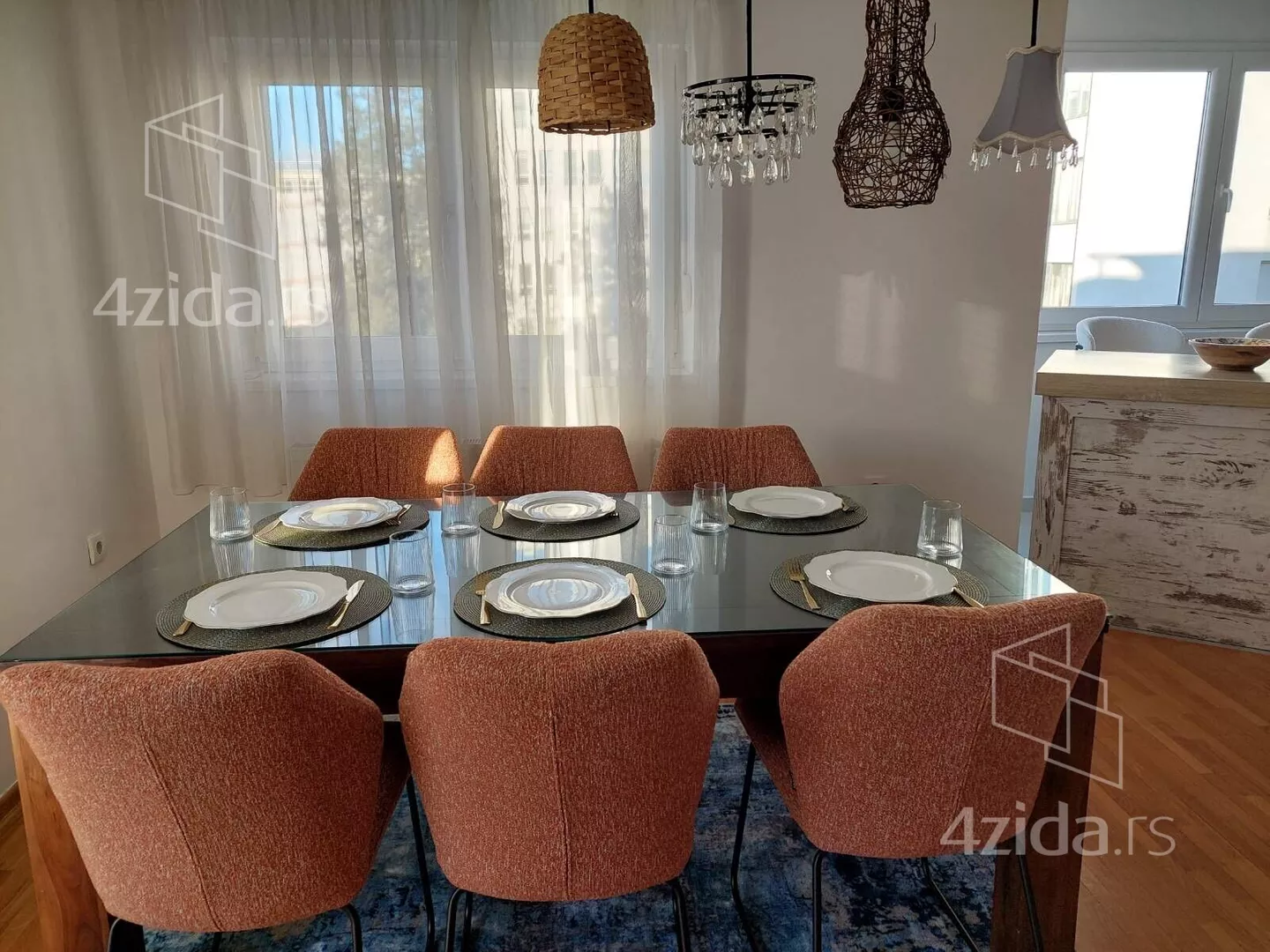 Petosoban stan | 4zida