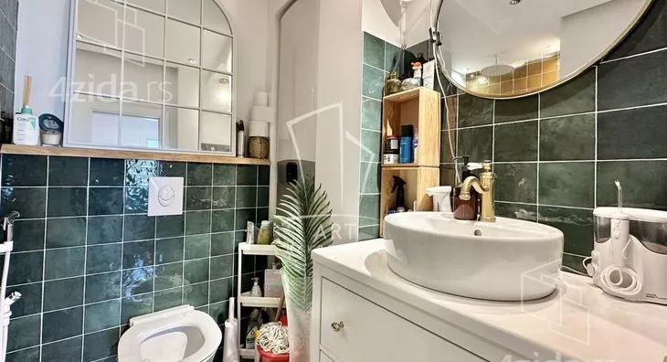 Petosoban stan | 4zida