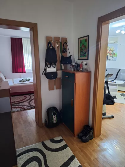Trg Kosturnica | 4zida.rs