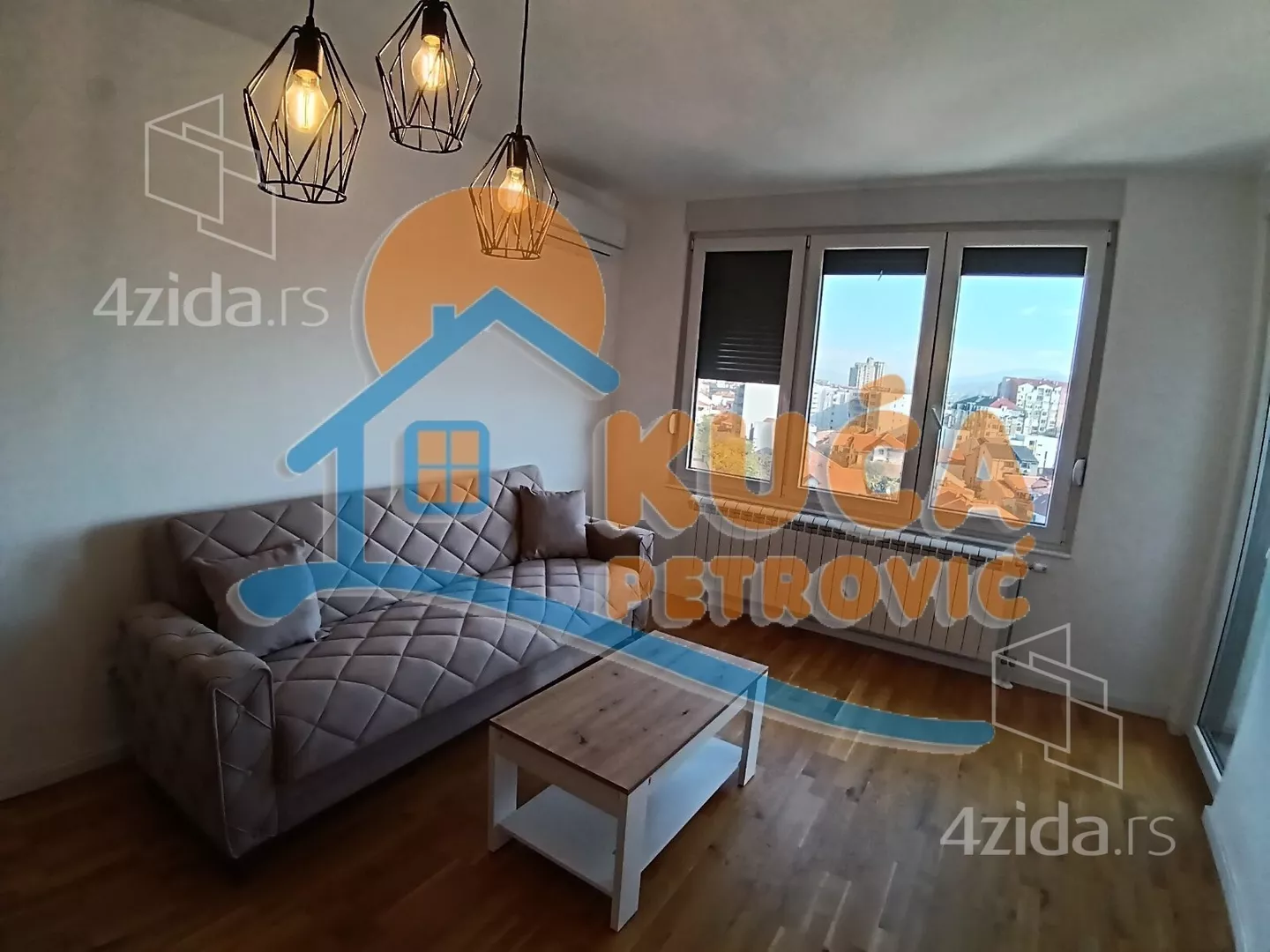 Dvoiposoban stan | 4zida