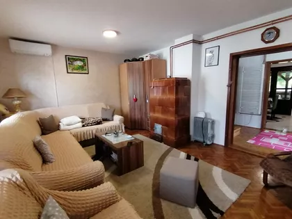 Makova Sedmica | 4zida.rs