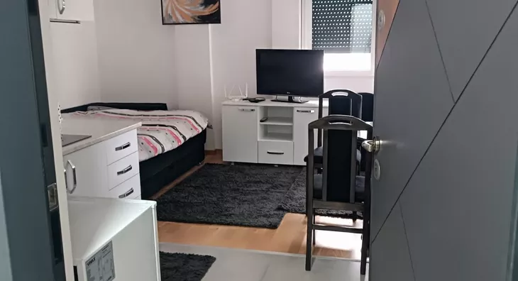 Garsonjera | 4zida