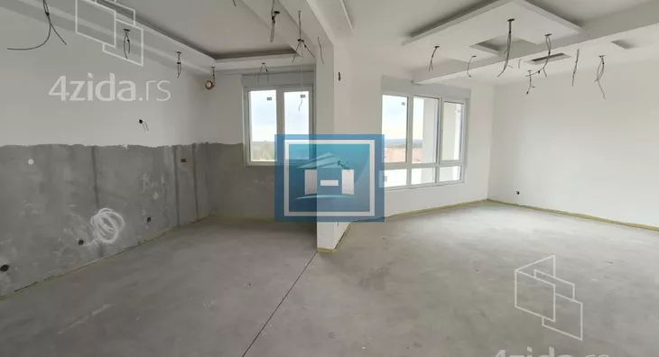 Petosoban stan | 4zida