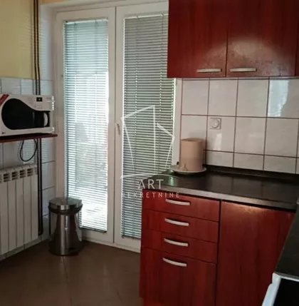 Kneza Žike Mihajlovića | 4zida.rs
