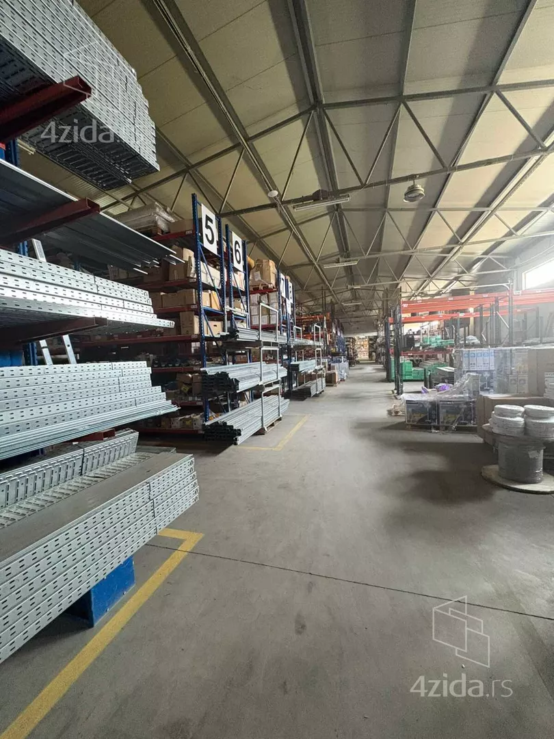 Poslovni prostor | 4zida