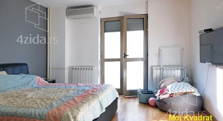 Petosoban stan | 4zida