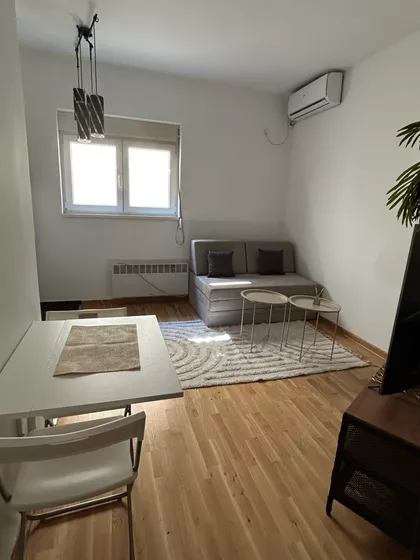 Kaluđerica | 4zida.rs