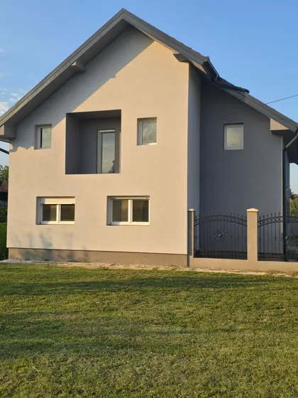 Miloša Crnjanskog 130 | 4zida.rs